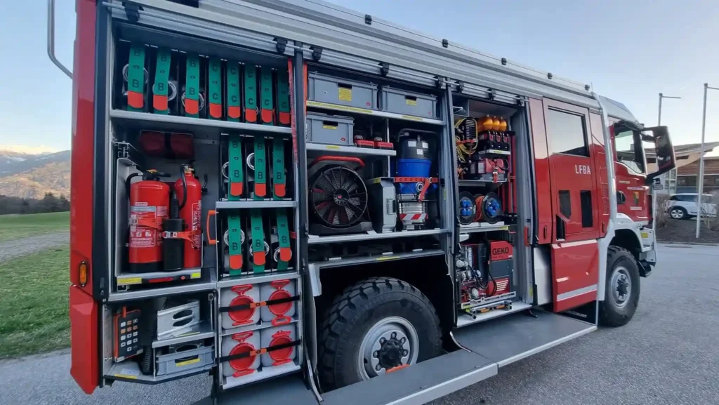 Seitenansicht rechts des Einsatzfahrzeug LFB-A